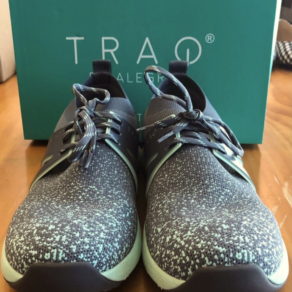 Traq walking shoes size 13 women’s by Allegra
